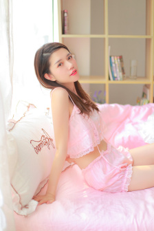 野亚希